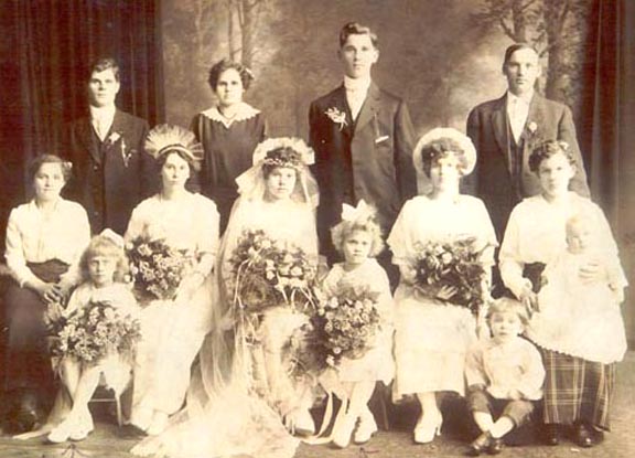 Jan Karpinski -- rear row, third from left; Angeline (Glowiak) Karpinski -- front row, fourth from left.